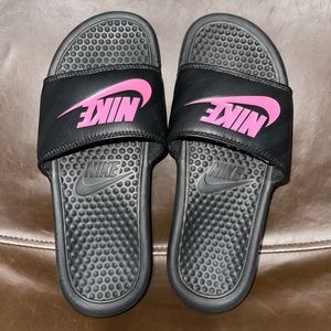 Women Nike slides